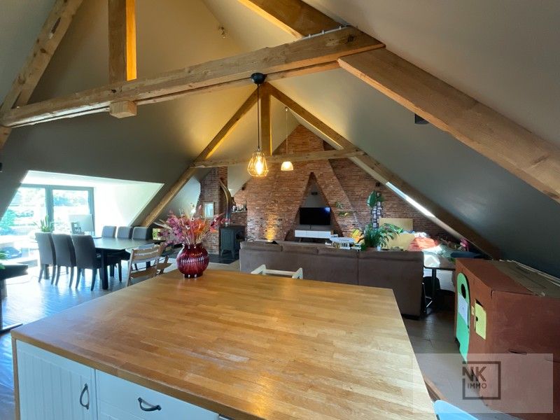 Ruim en energiezuinig duplex appartement met 3 slaapkamers – Centraal gelegen in Retie foto {{pictureIndex}}