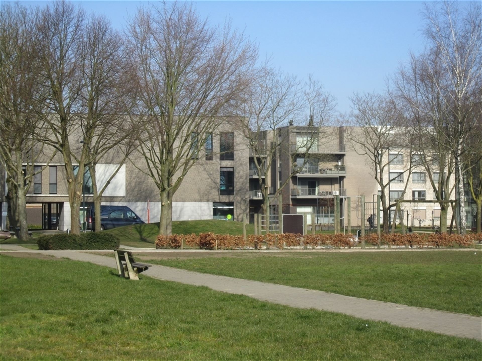 Appartement met 2 slaapkamers, terras, lift, parkeergarage!  foto 20