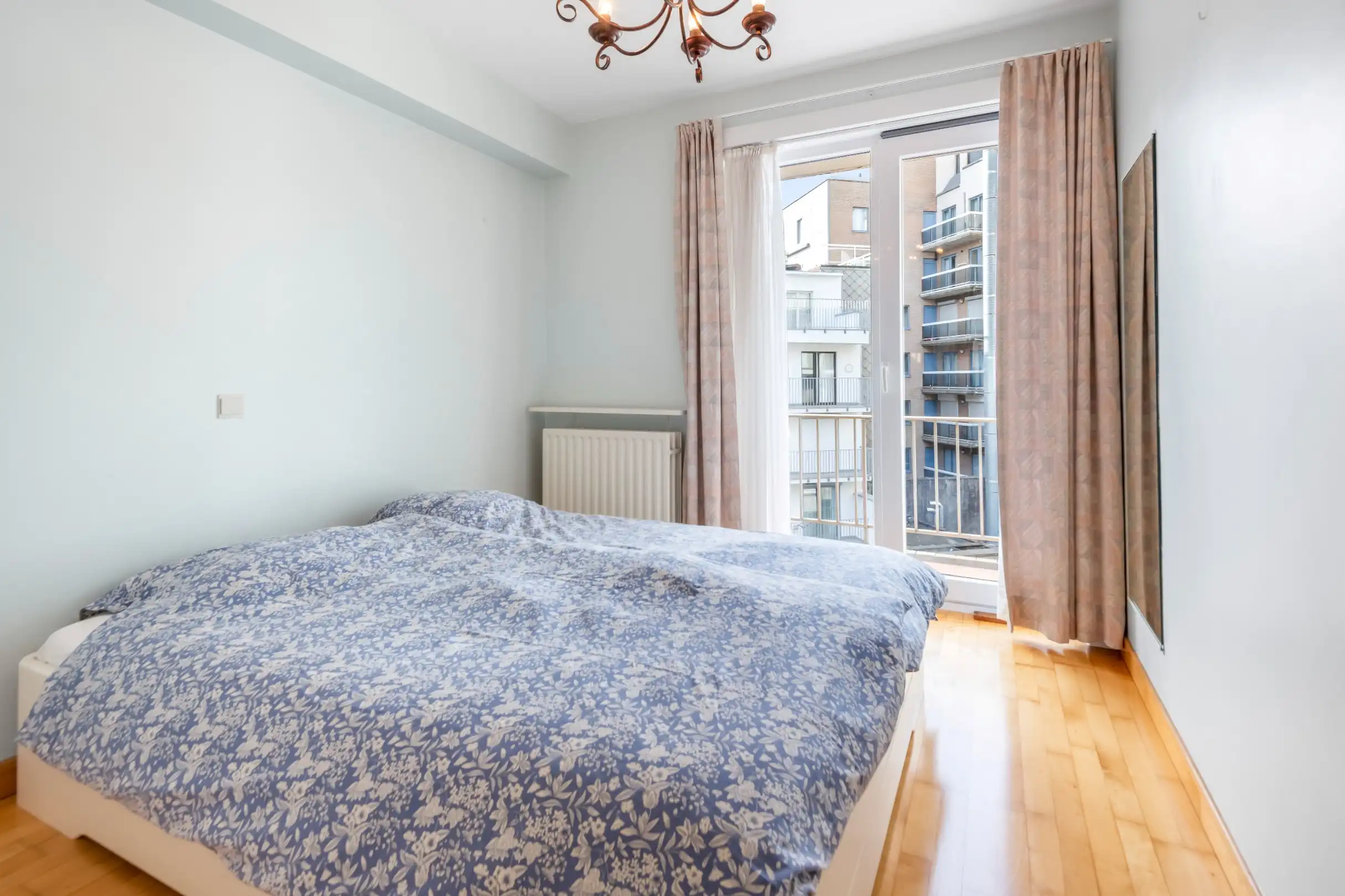 Centraal gelegen appartement gelegen tussen de Zeedijk en het Driehoeksplein foto 9