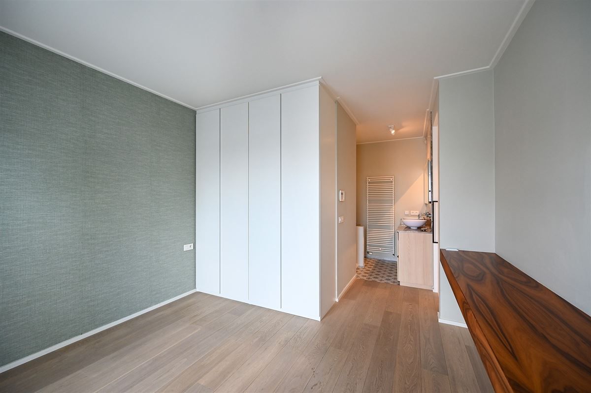 Prachtig appartement met 2 badkamers en ruim terras foto 13