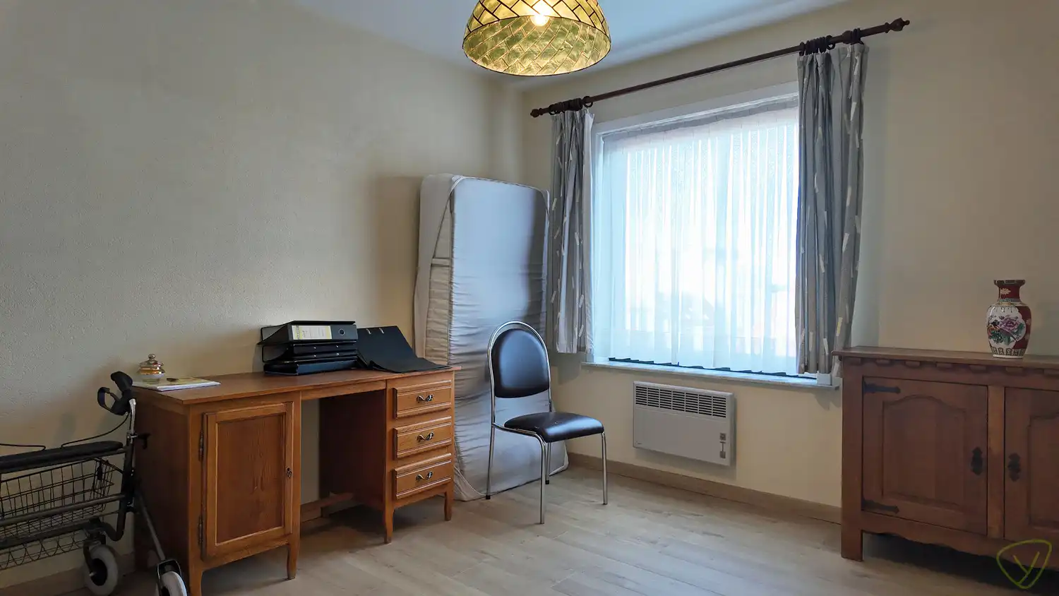 Ruim en lichtrijk appartement met lift en terras in residentie “Mozart” te Eeklo! foto 23