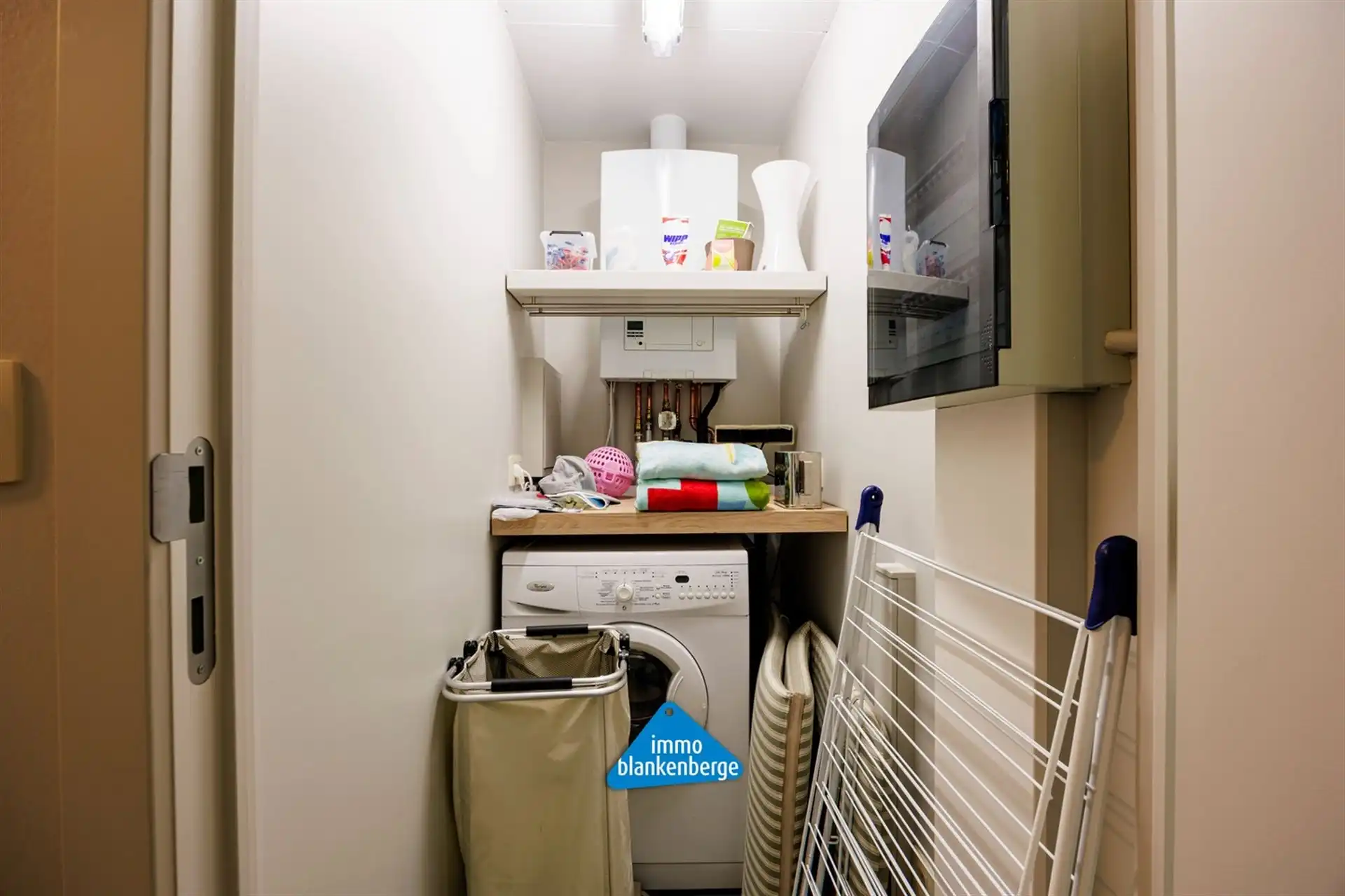 Luxe afgewerkt 2‑slaapkamerappartement met tuin in De Haan foto 16