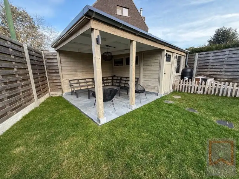 Instapklare gerenoveerde woning met 4 slaapkamers, zonnepanelen en thuisbatterij foto 21