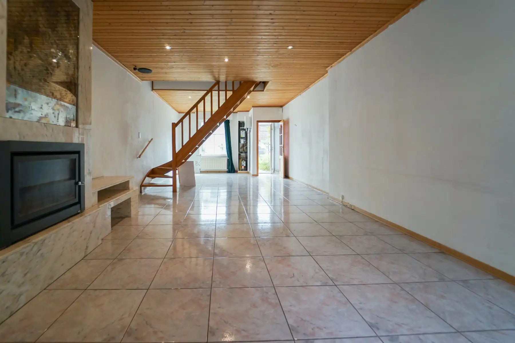 Woning  op rustige ligging foto 4