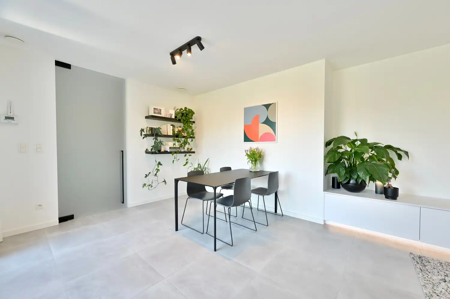 Stijlvol en energiezuinig appartement met 2 slaapkamers en groen uitzicht foto 5