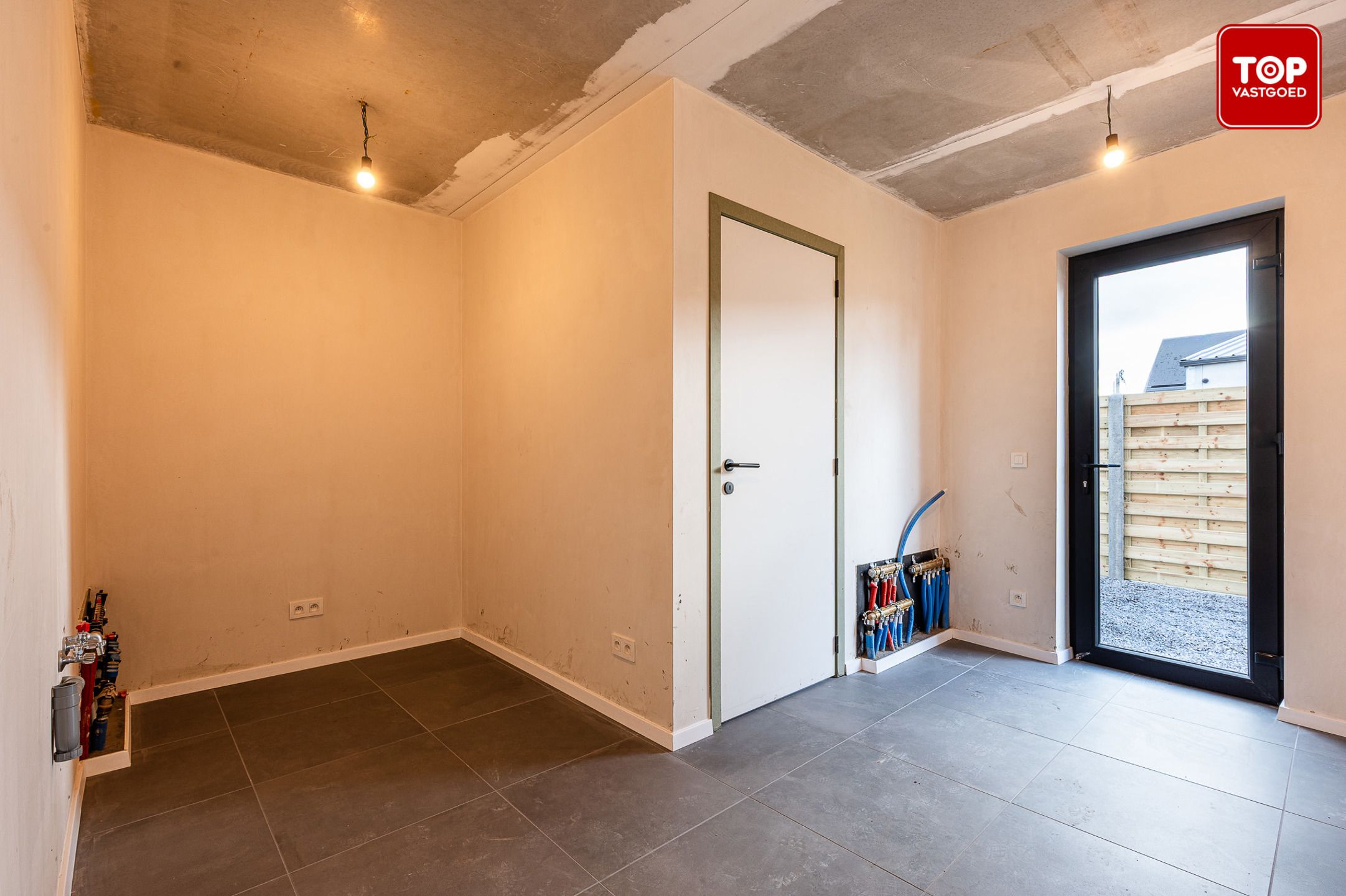 Energiezuinige Nieuwbouwwoning met 4 slaapkamers en leuke tuin. foto 11