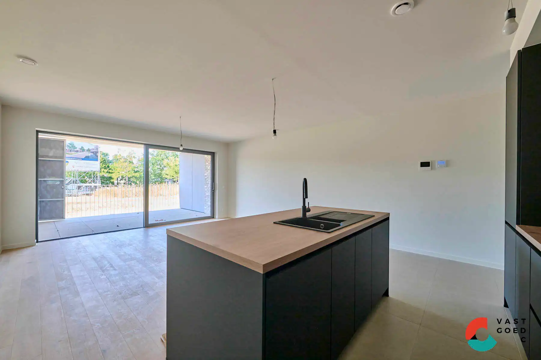 Luxe en zorgeloos wonen aan het water in Leopoldsburg! foto 4