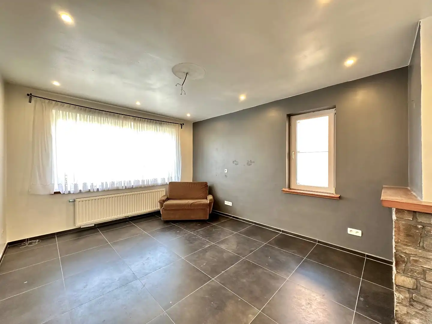 moderne halfopen bebouwing op rustige ligging nabij het centrum van Tongeren foto 3