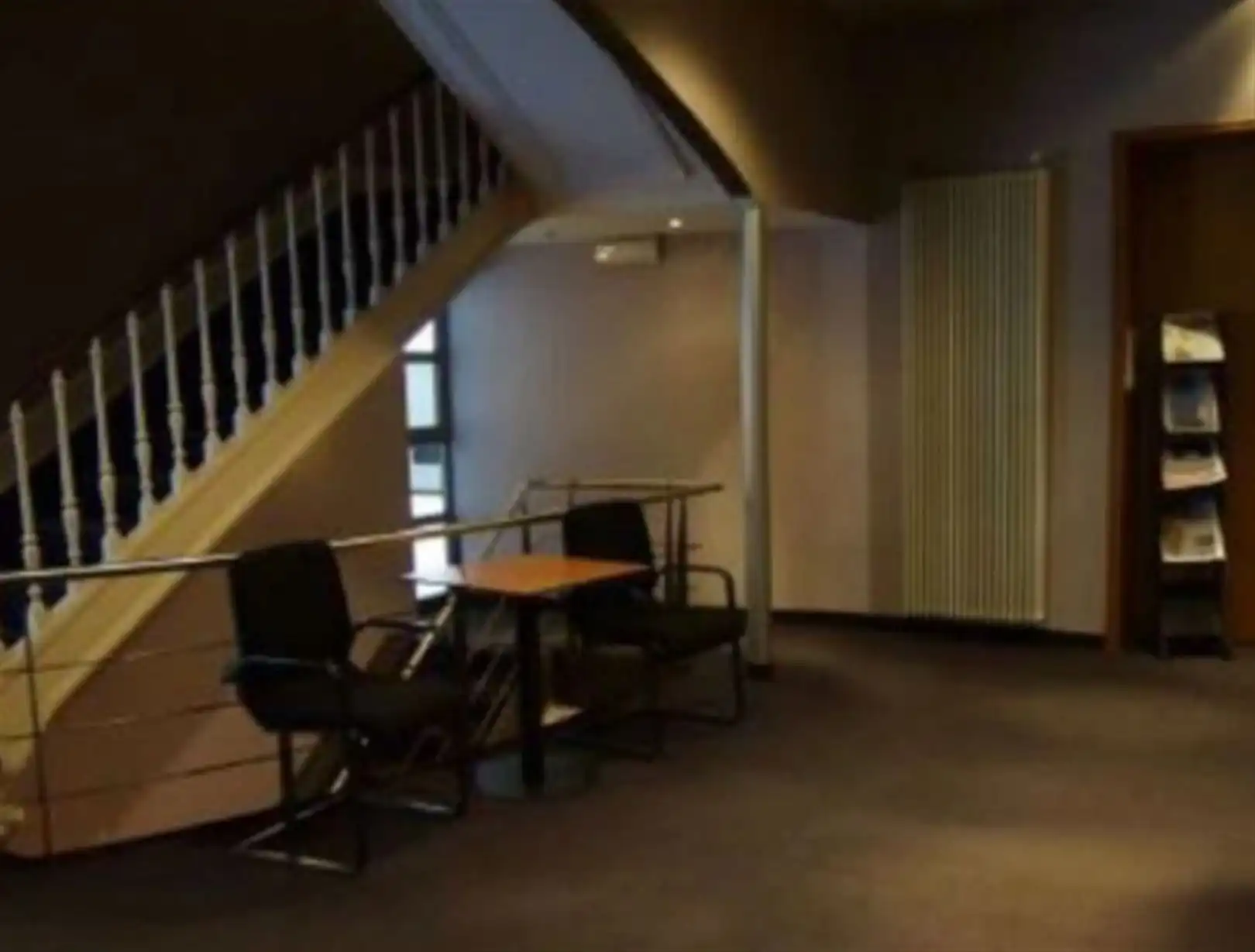 Commercieel gelegen kantoor- of investeringspand in de Europese wijk foto 5