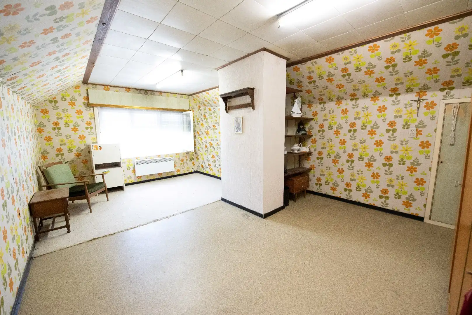 Ruime, te renoveren woning op 1720 m² met 4 slaapkamers te Olsene foto 14