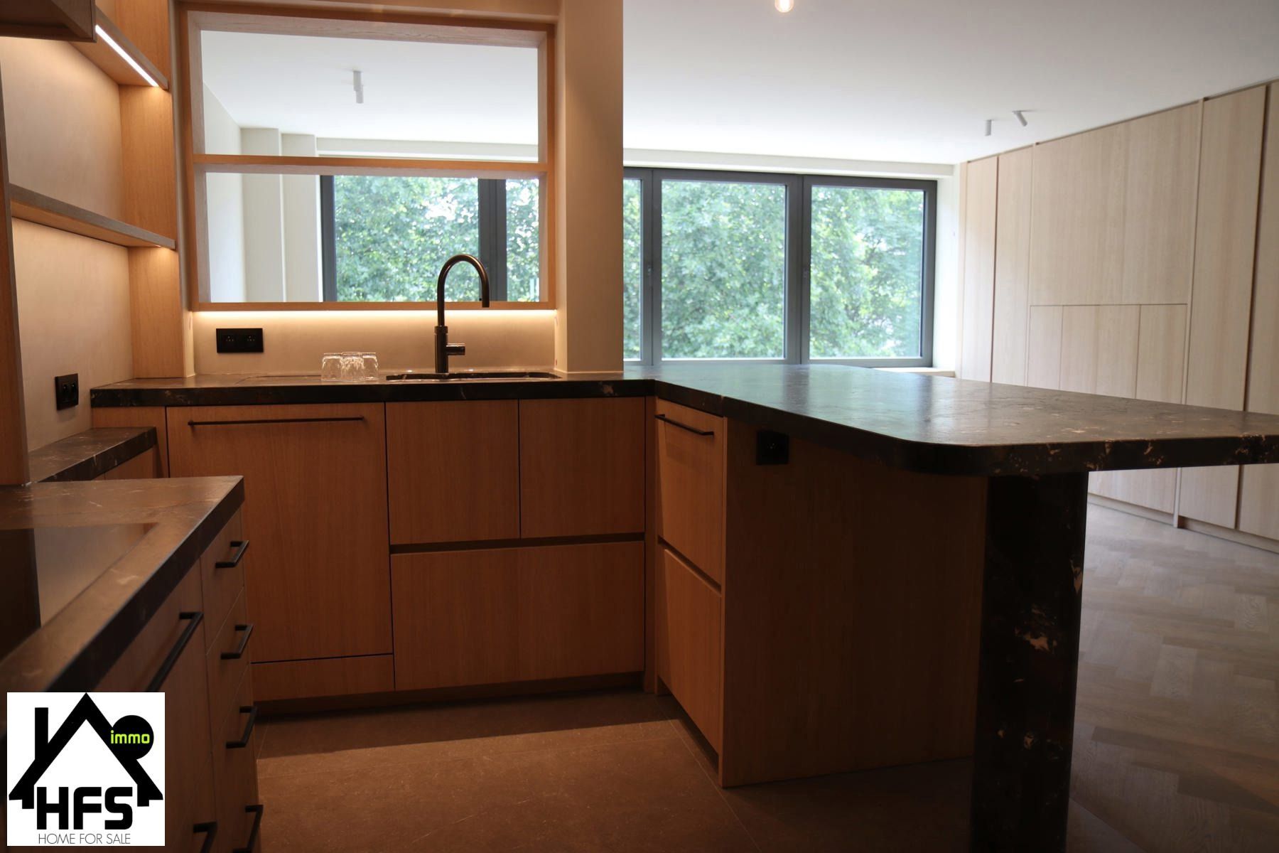 Fantastisch luxe appartement incl garagebox foto 3