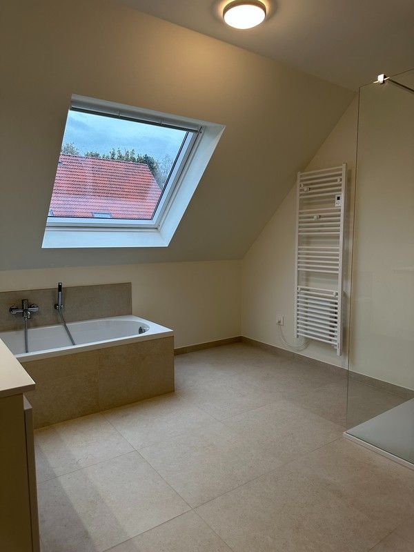 Volledig afwerkte woning met 3 slaapkamers in Waardamme foto 14