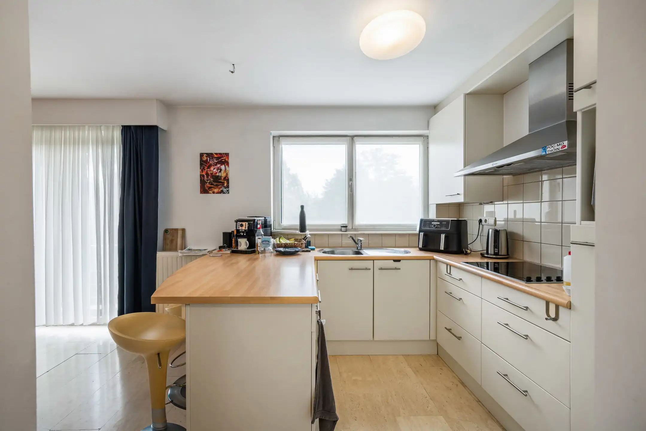 Centrale residentie met handelsruimte te Bilzen foto 29