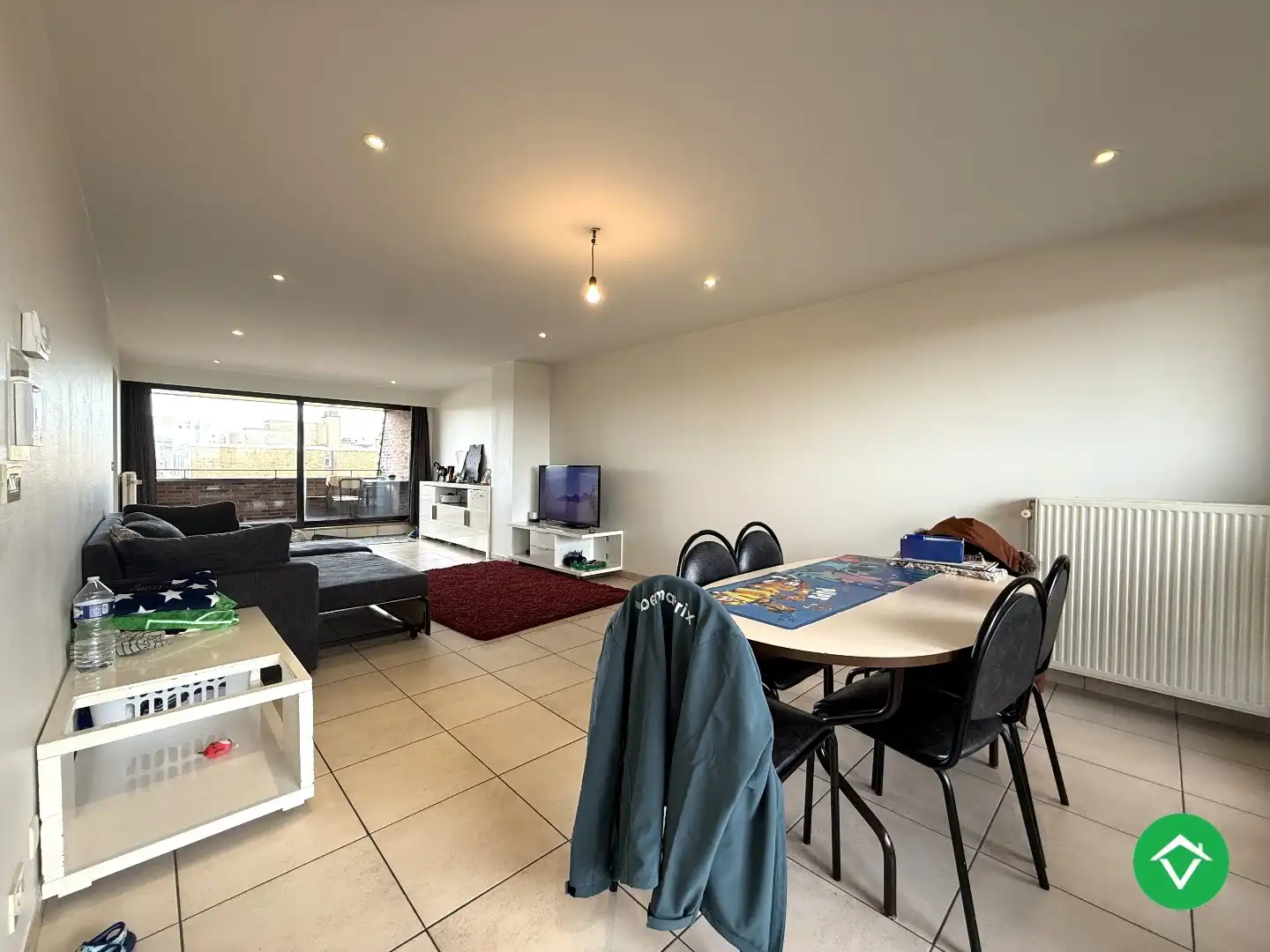 Instapklaar dakappartement met 4 slaapkamers met 2 terrassen en autostaanplaats te Roeselare foto 5