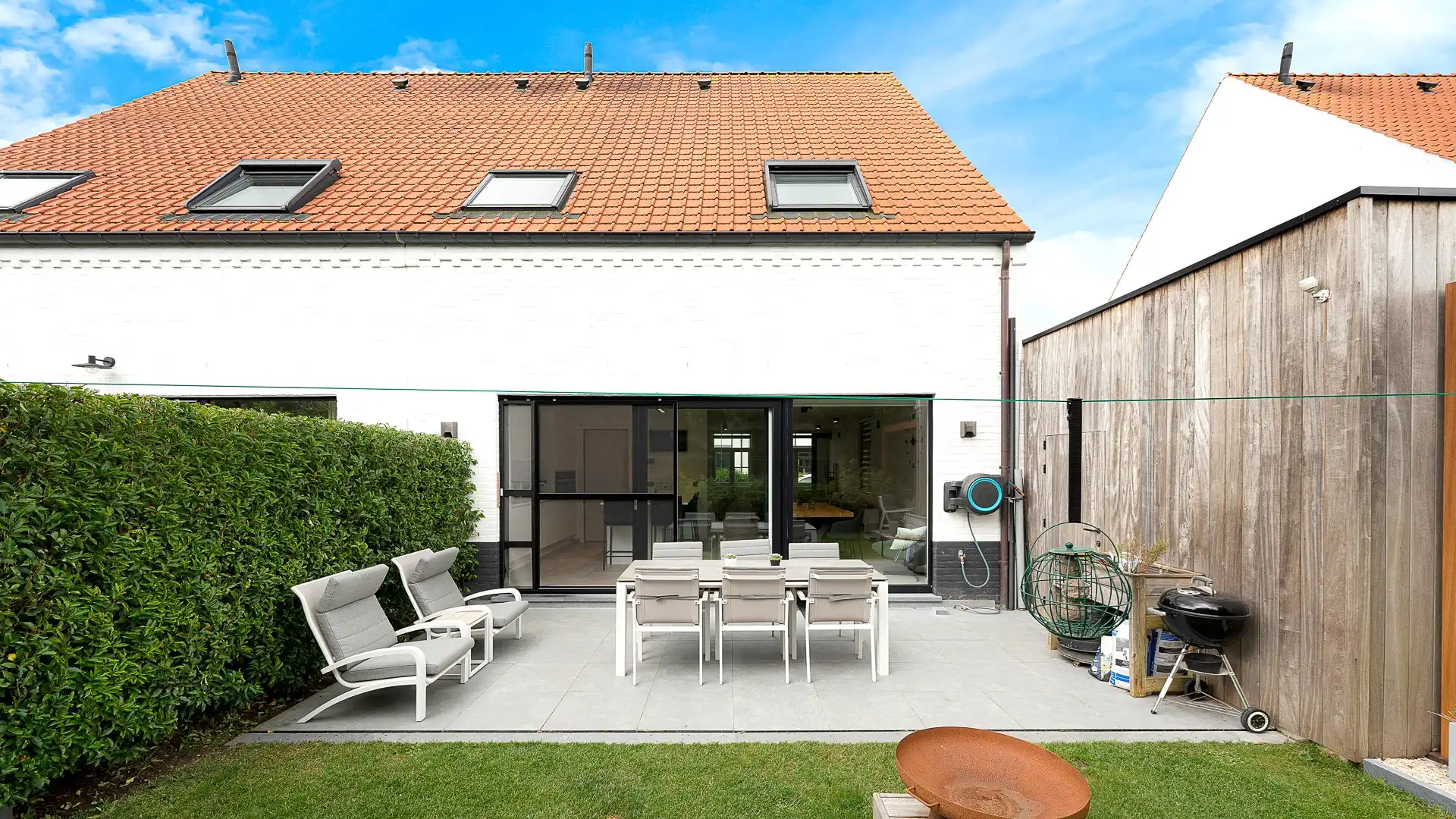 Recente woning met parking en tuin te Moerkerke-Damme foto 16