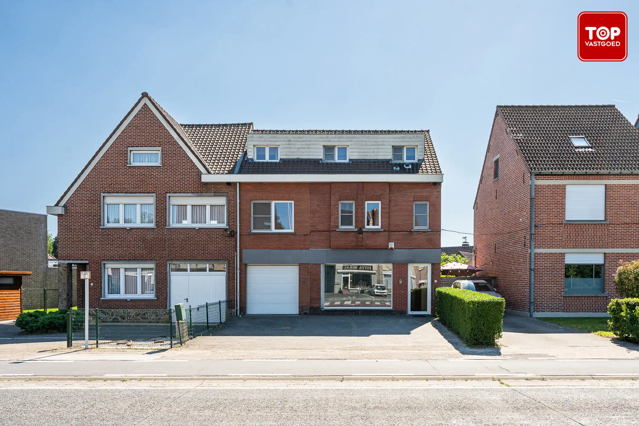 Instapklare combinatie van handelsgelijkvloers en bel-etagewoning op een uiterst gunstige locatie. foto 40
