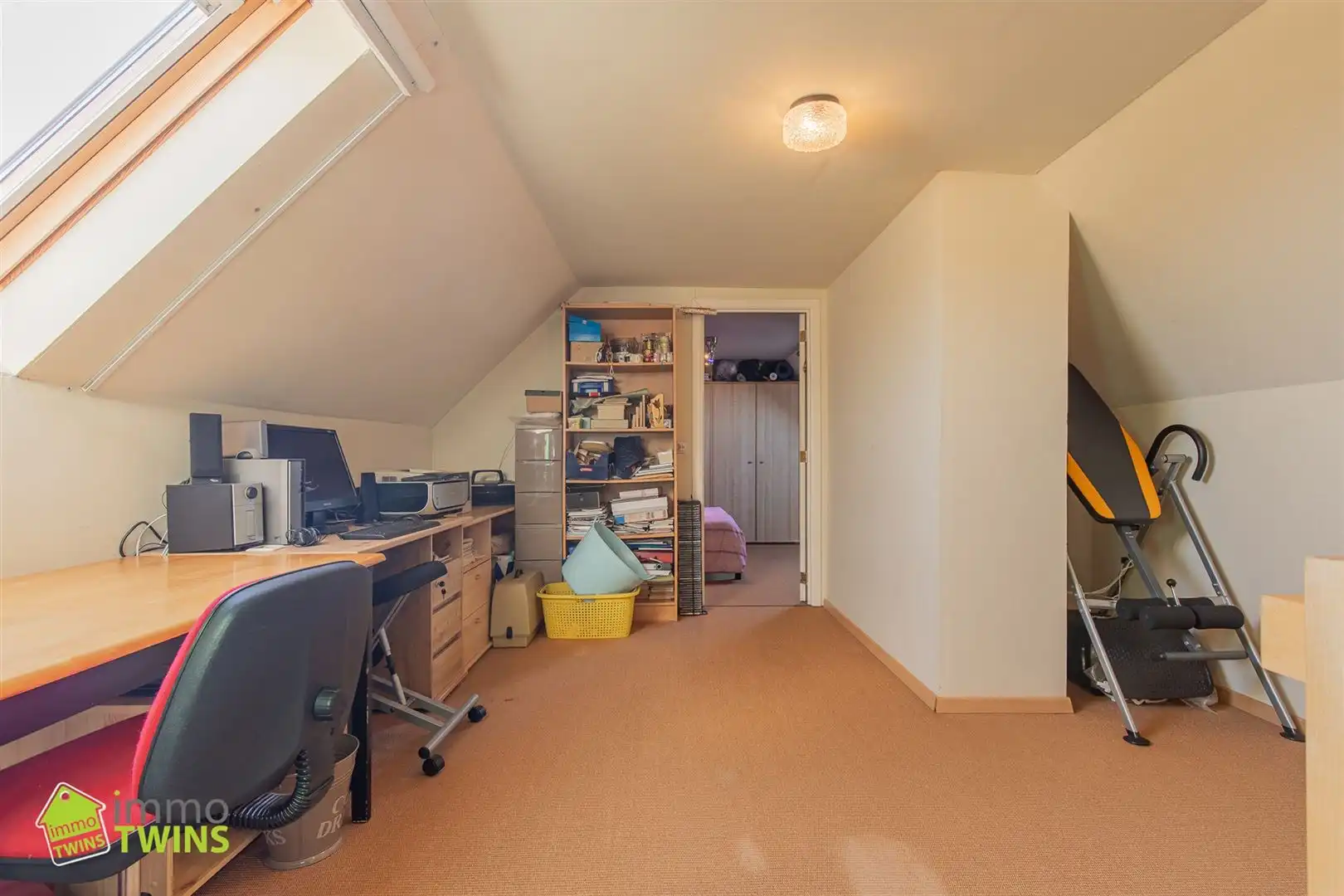 Duplex app met garage  foto 12