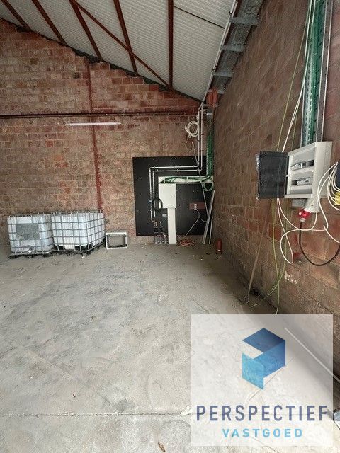 Laatste businessunits (6 & 7): Grote Loodsen te huur in het Fort Beernem foto 13