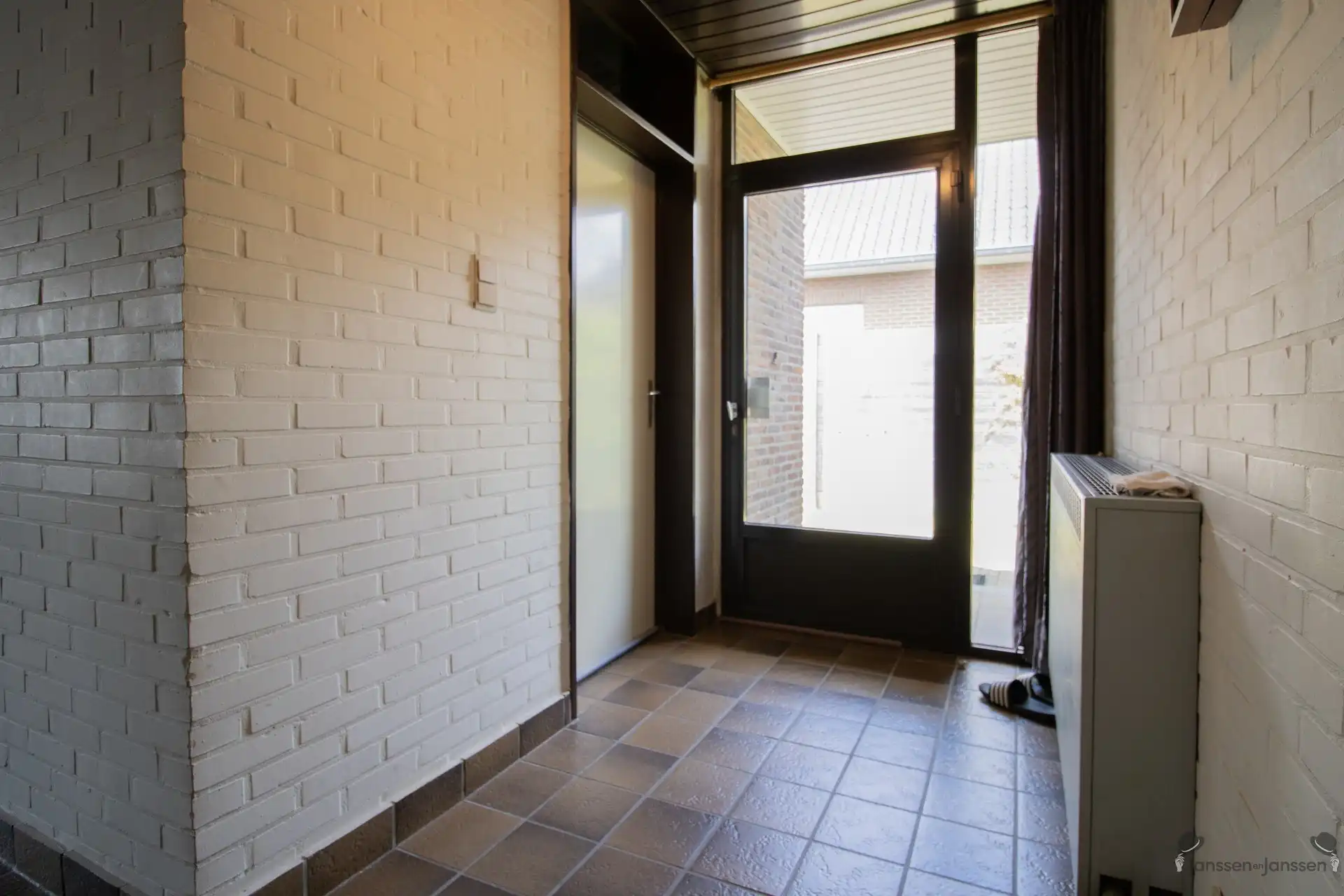Gelijkvloerse woning met 3 slaapkamers en inpandige garage foto 14