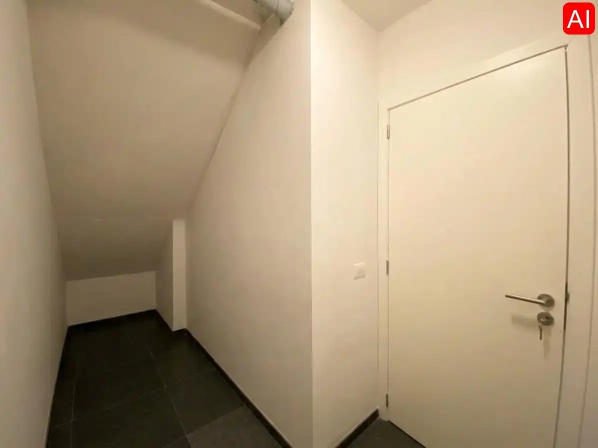 GEZELLIG GELIJKVLOERS APPARTEMENT MET 1 SLAAPKAMER foto 5