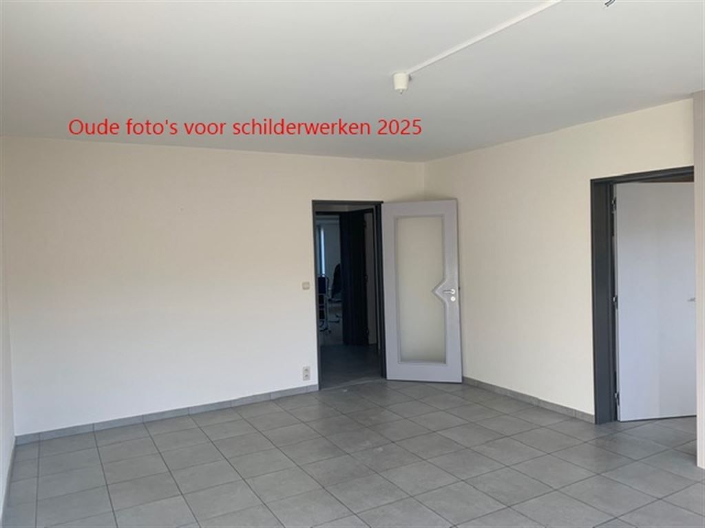 Gerenoveerd appartement met garagebox foto 14