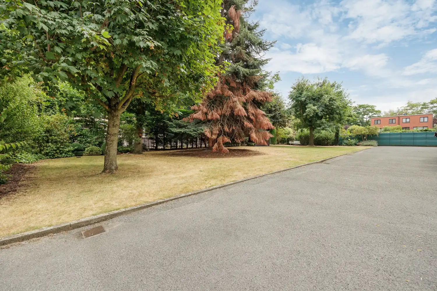 Verzorgd appartement met dubbel terras en zonnig zicht op groen in Beveren-Waas foto 18