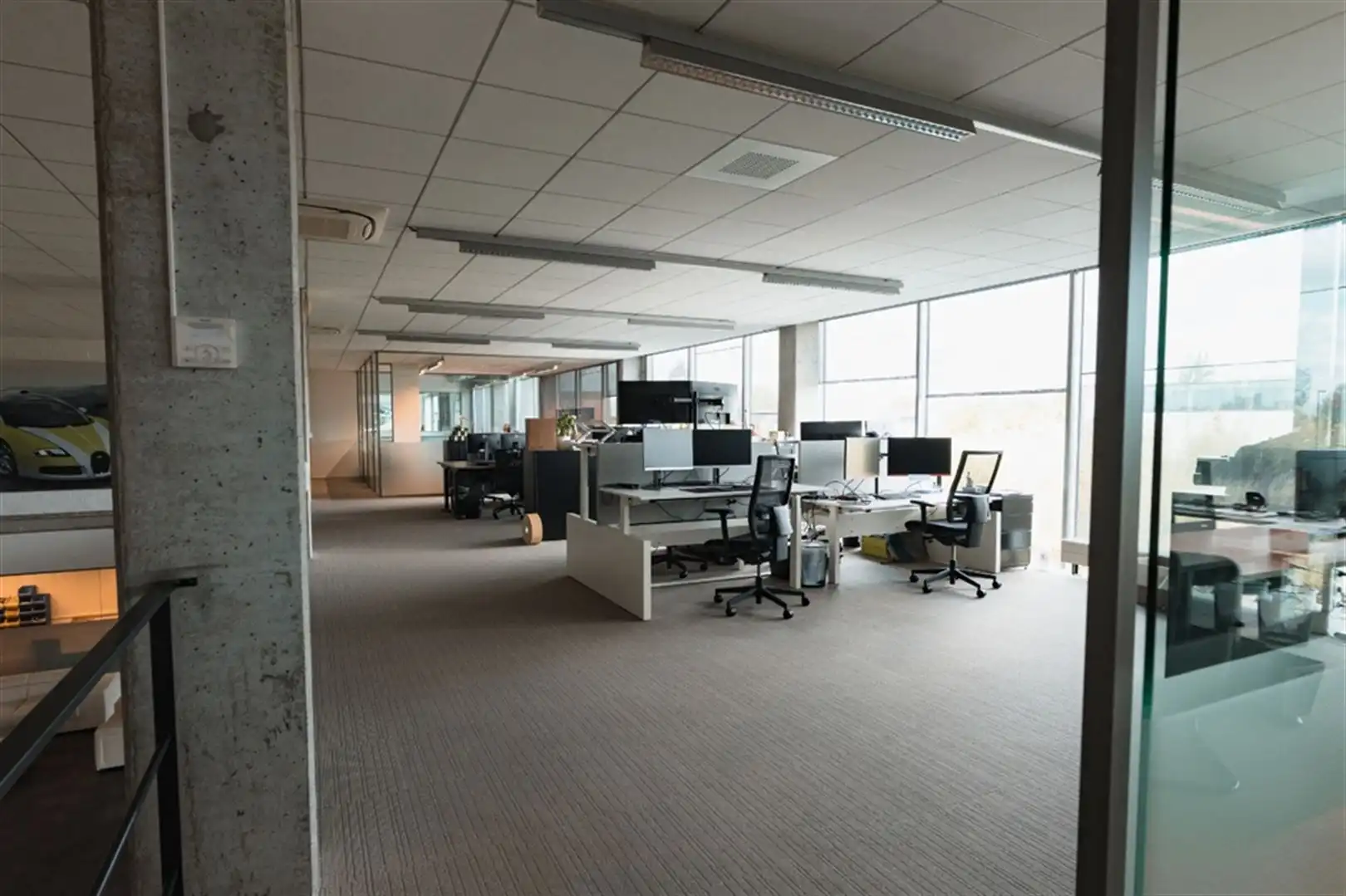 Polyvalent bedrijfsgebouw foto 23