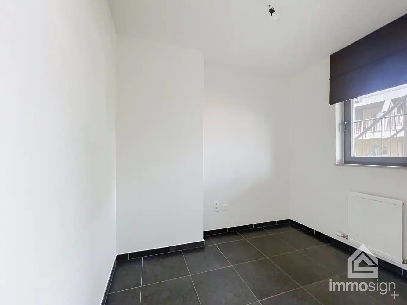 Praktisch appartement gelegen in het centrum van Bree! foto 9