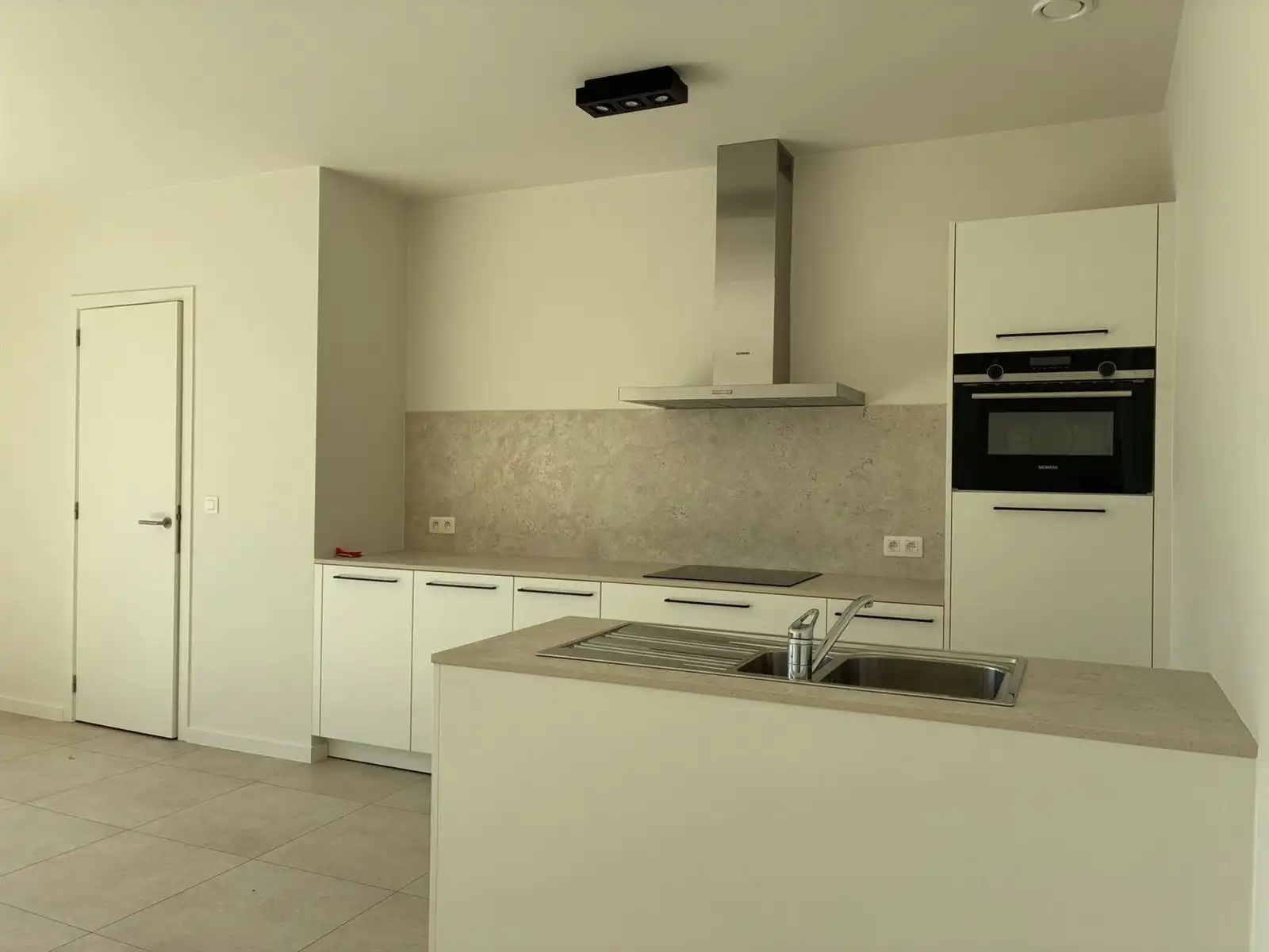 Nieuwbouw appartement met 2 slaapkamers terras en staanplaats   foto 5