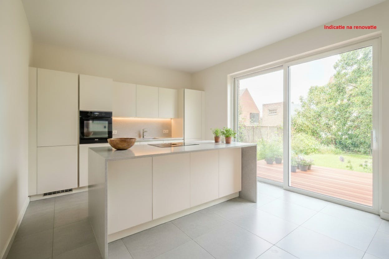 Te renoveren woning met 5 slaapkamers, tuin en garagebox te Middelkerke! foto 6