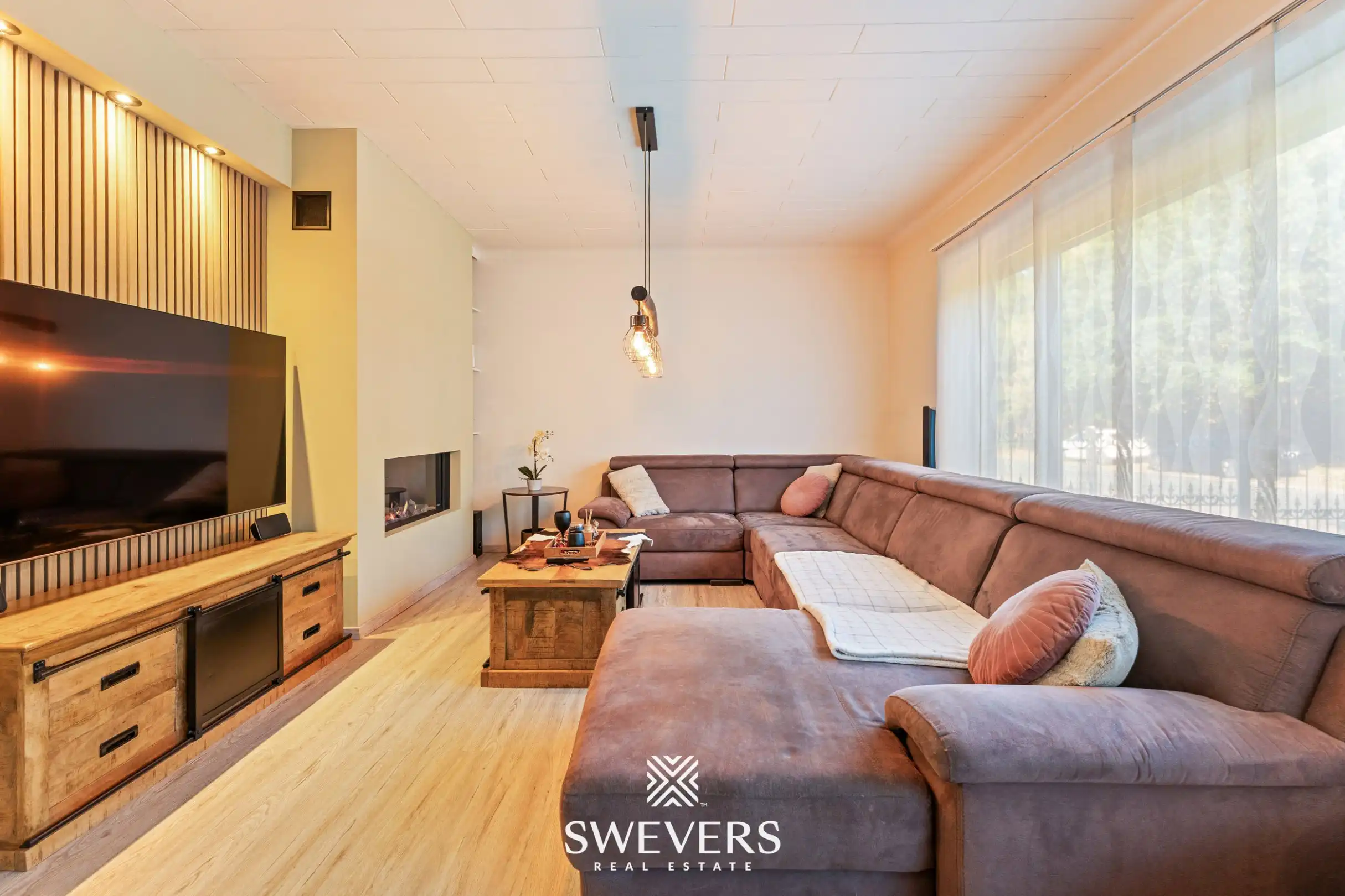 Instapklare woning met 4 slaapkamers op een groene en rustige locatie in Houthalen foto 7