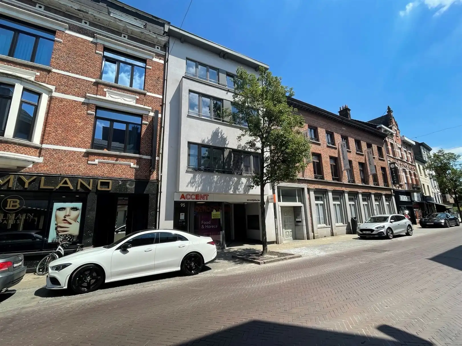 Kantoor foto {{pictureIndex}}