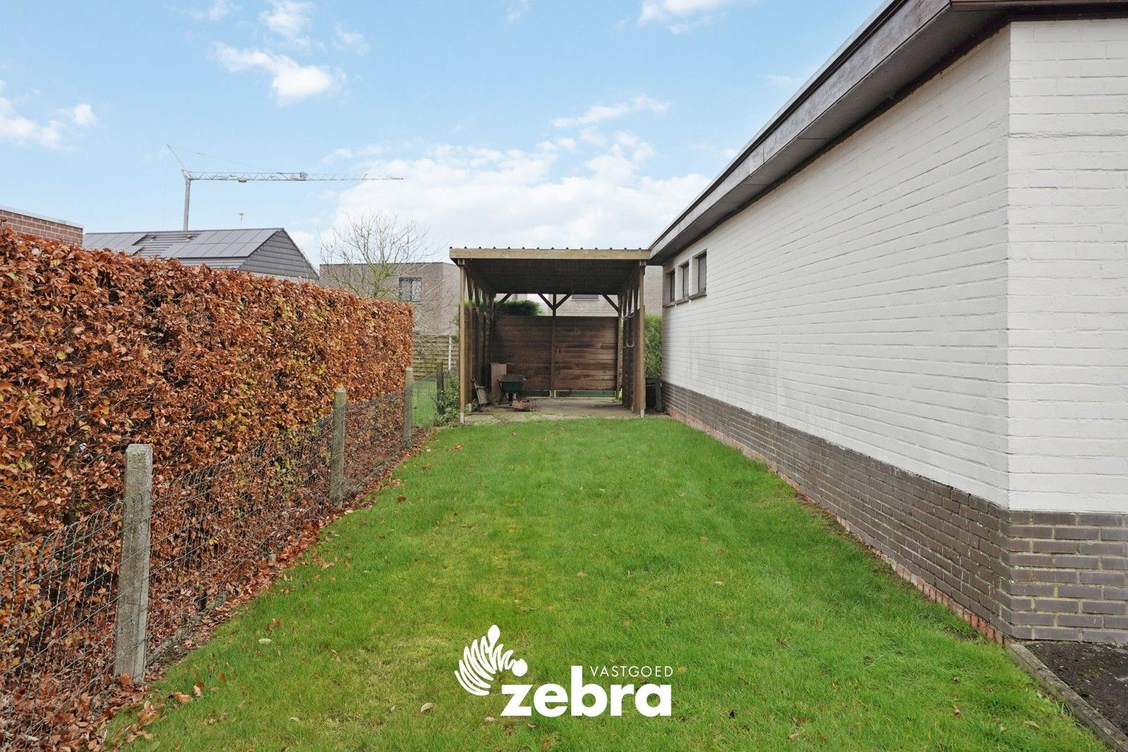 Vrijstaande bungalow op + 1.000 m² met rustige ligging foto 24