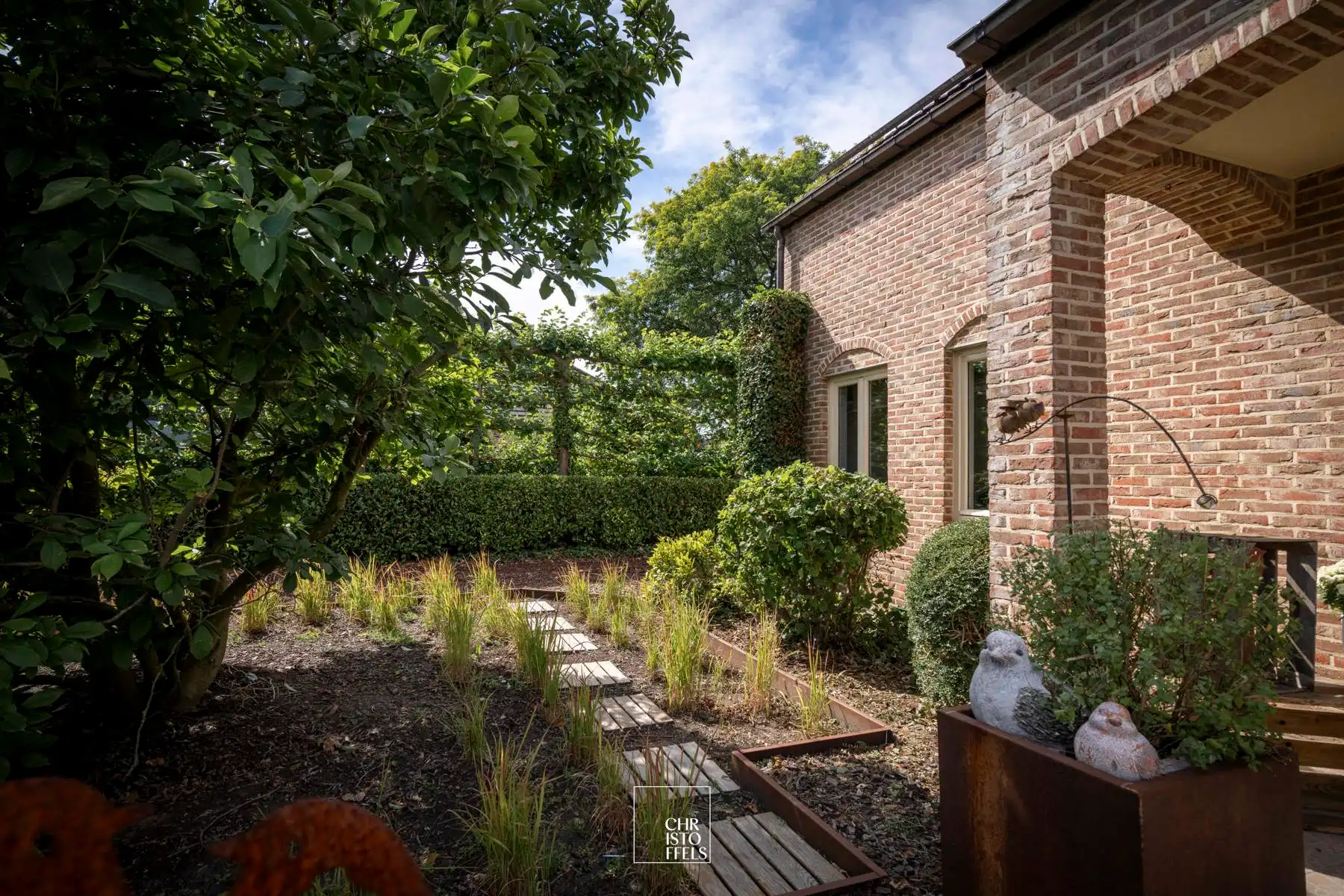 Instapklare gezinswoning (199m²) in gegeerde buurt te Lanaken!  foto 23
