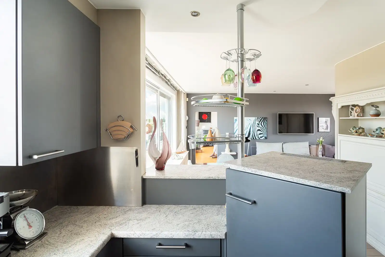 Exclusief penthouse met panoramisch uitzicht op de 12de verdieping foto 18