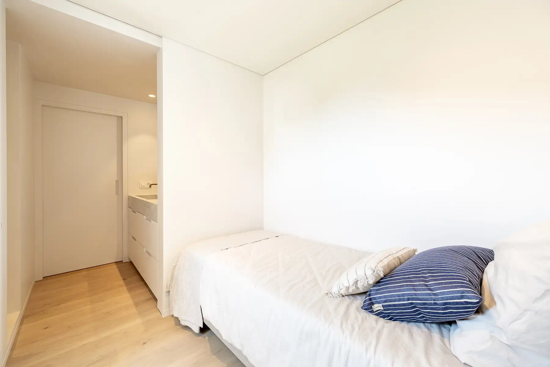 Stijlvol gerenoveerd appartement met zeezicht in het Zoute foto 22