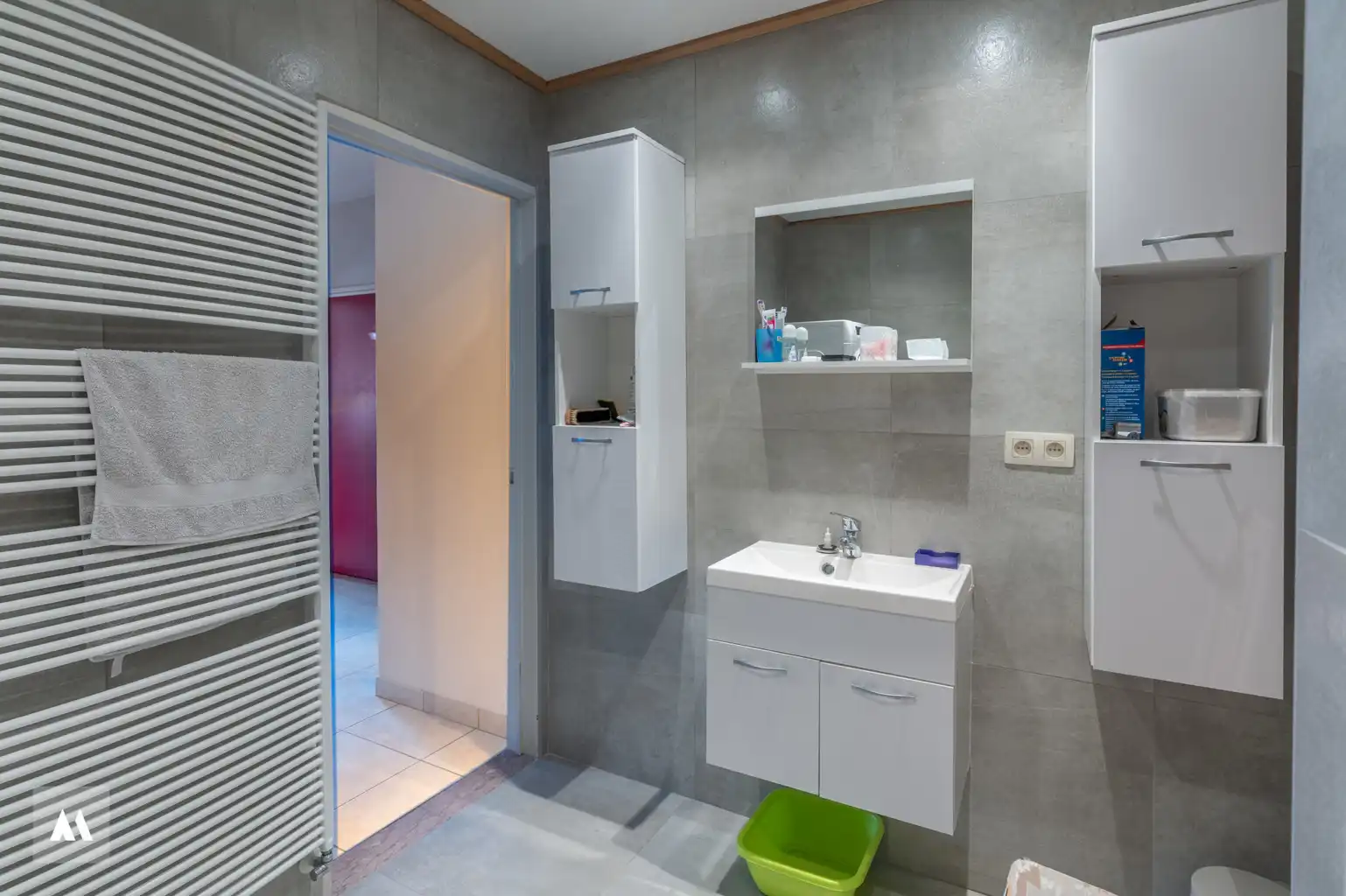 Appartement met garagebox en kelderberging foto 5