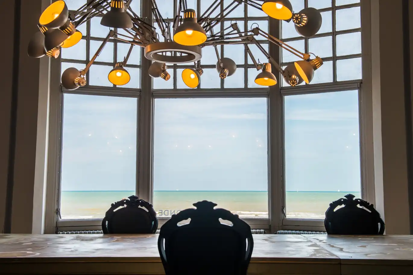 Exclusief appartement met 7 hotelkamers in het iconische Grand Hotel Bellevue – “De Rotonde” – Westende-Bad foto 2