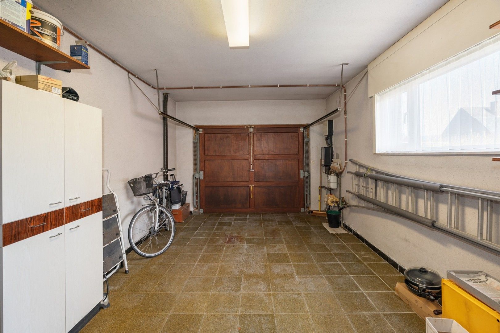 Ruime alleenstaande villa-bungalow met zongerichte tuin en garage foto 15