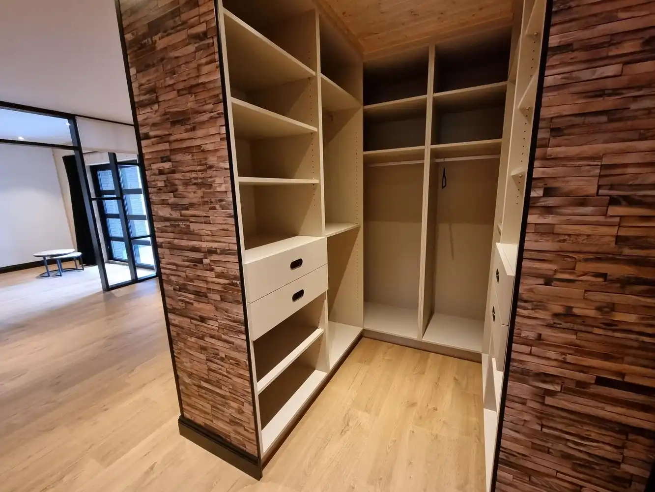 Zeer ruim gelijkvloers appartement (248 m²) met aparte ingang – ook ideaal als kangoeroe of zorgwoonst foto 10