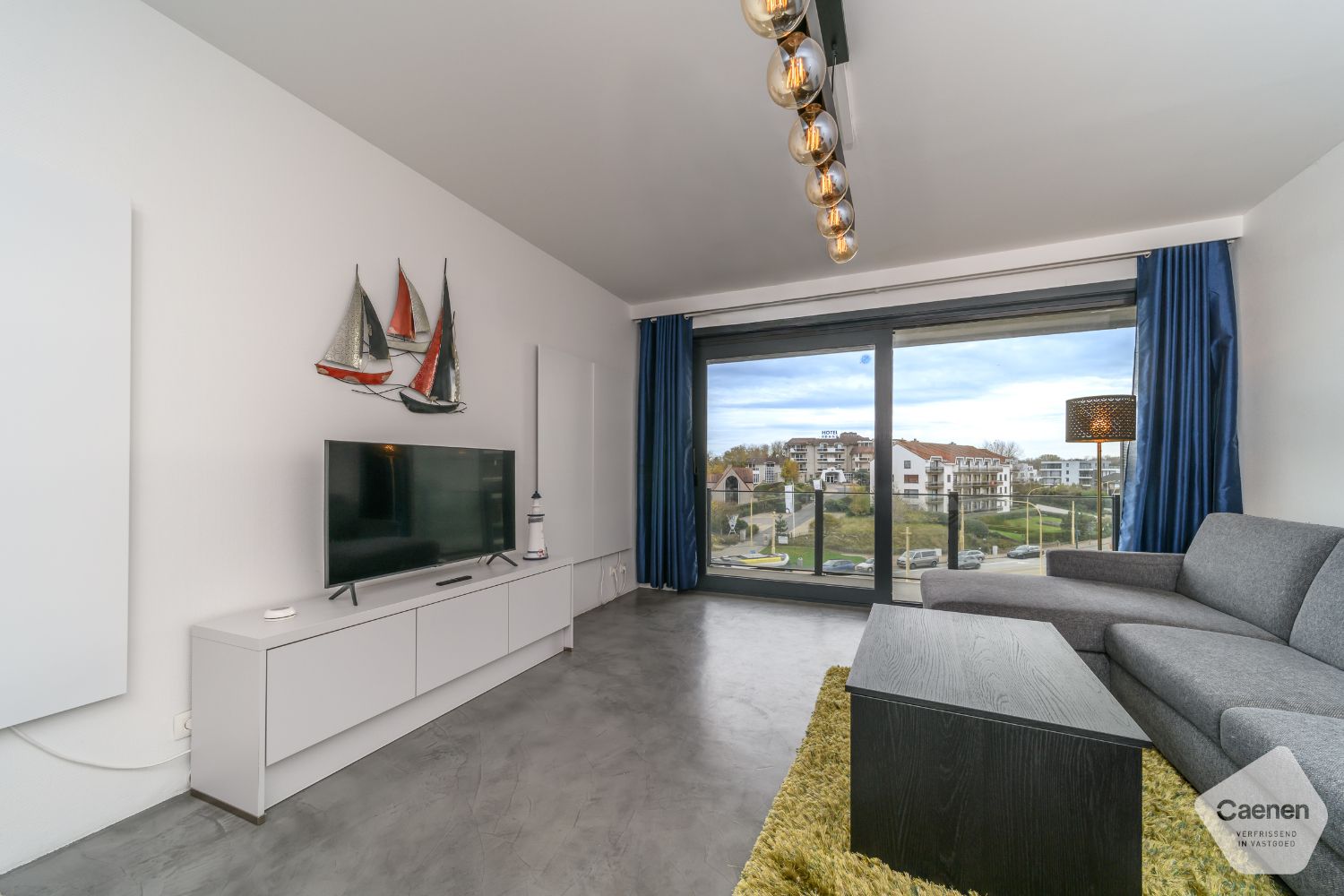 Prachtig gerenoveerd 1-slaapkamerappartement op de 3de verdieping – Topligging aan zee en centrum foto 4