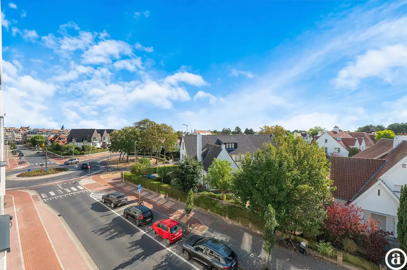Mooi gerenoveerd appartement met open zicht over de villa's  foto 2