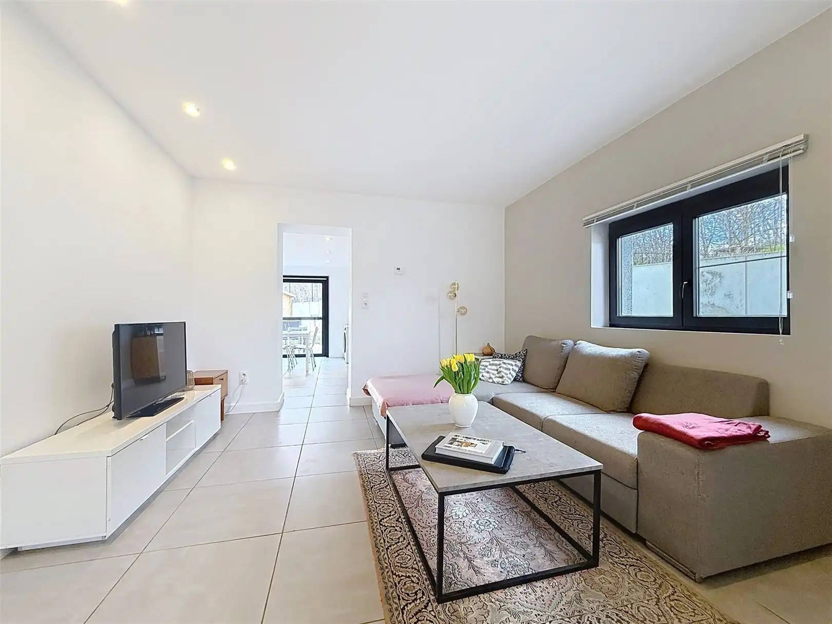 Gerenoveerde HOB met tuin, 2 slpks, 2a 93ca foto 7