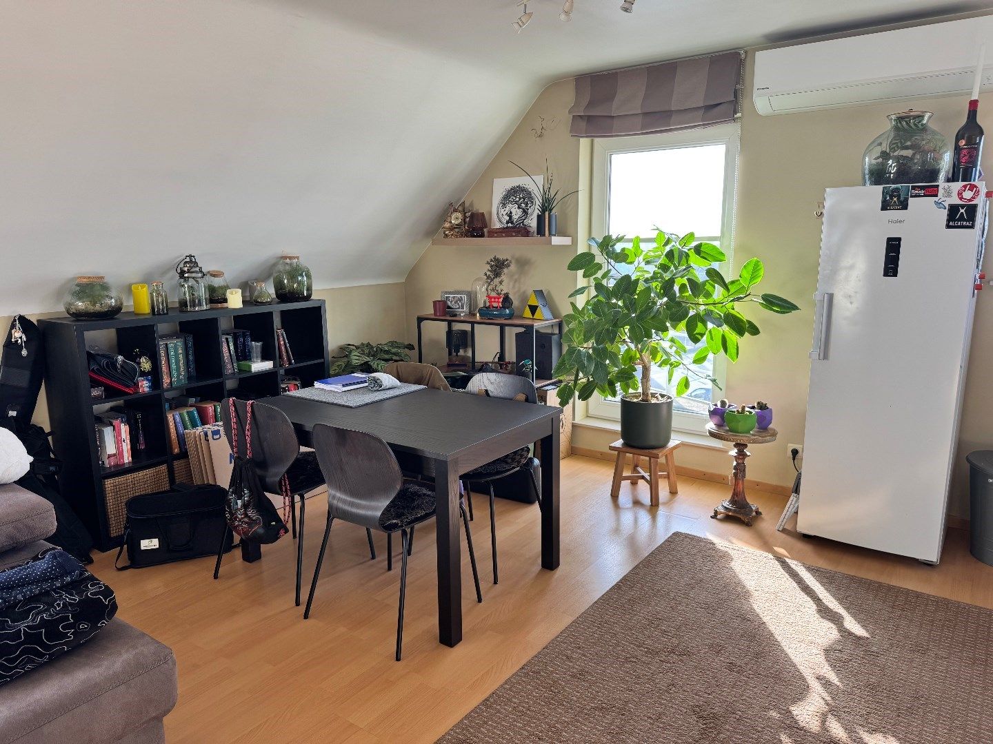 Instapklaar appartement met 2 slaapkamers te Aartrijke foto 3
