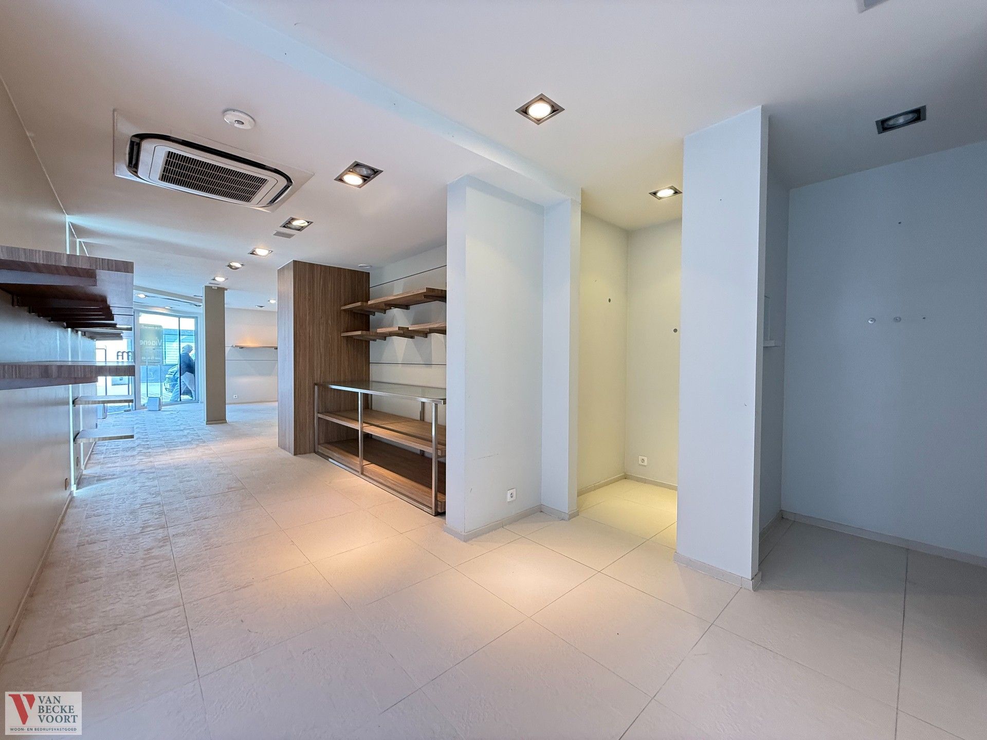 Handelsruimte 134m² foto 3