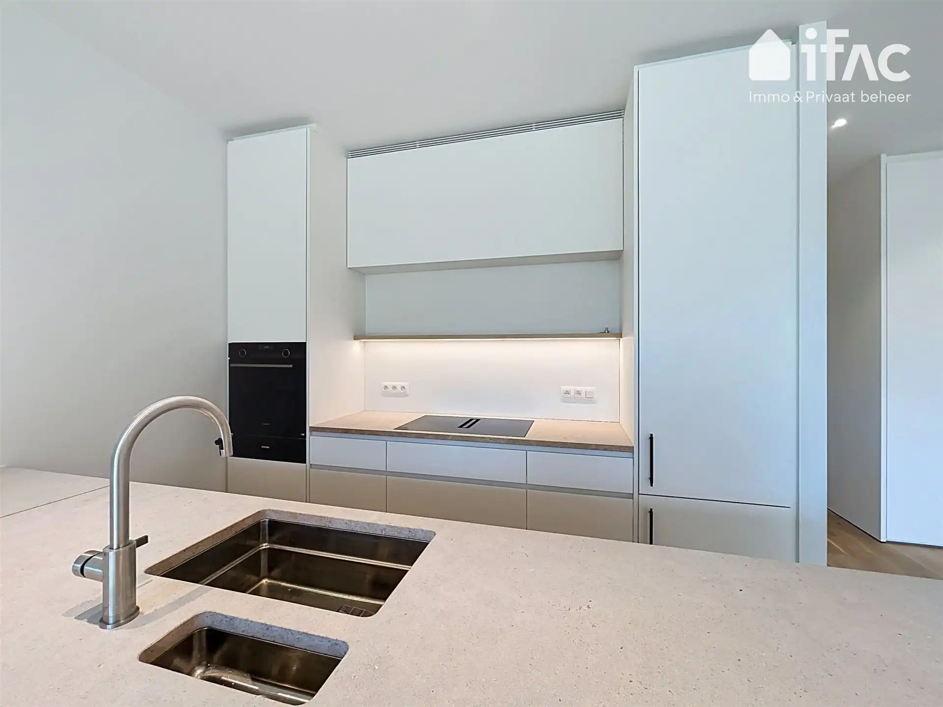 Luxeappartement met 2 terrassen en zicht op vijver foto 5