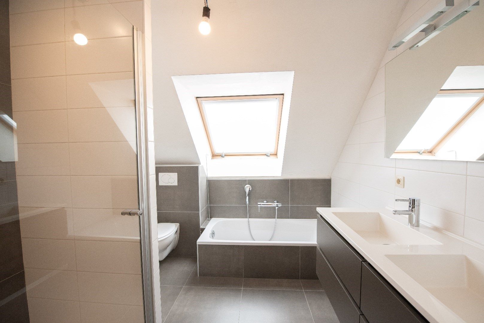 Te Koop: Energiezuinige woning (bouwjaar 2012) in Sint-Eloois-Vijve foto 10