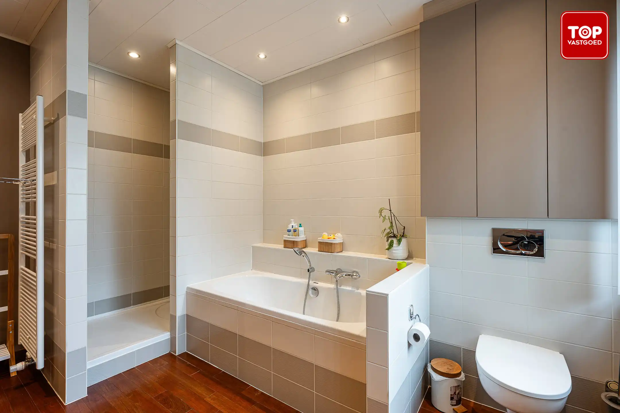 Gezellige instapklare woning met leuke stadskoer.  foto 19