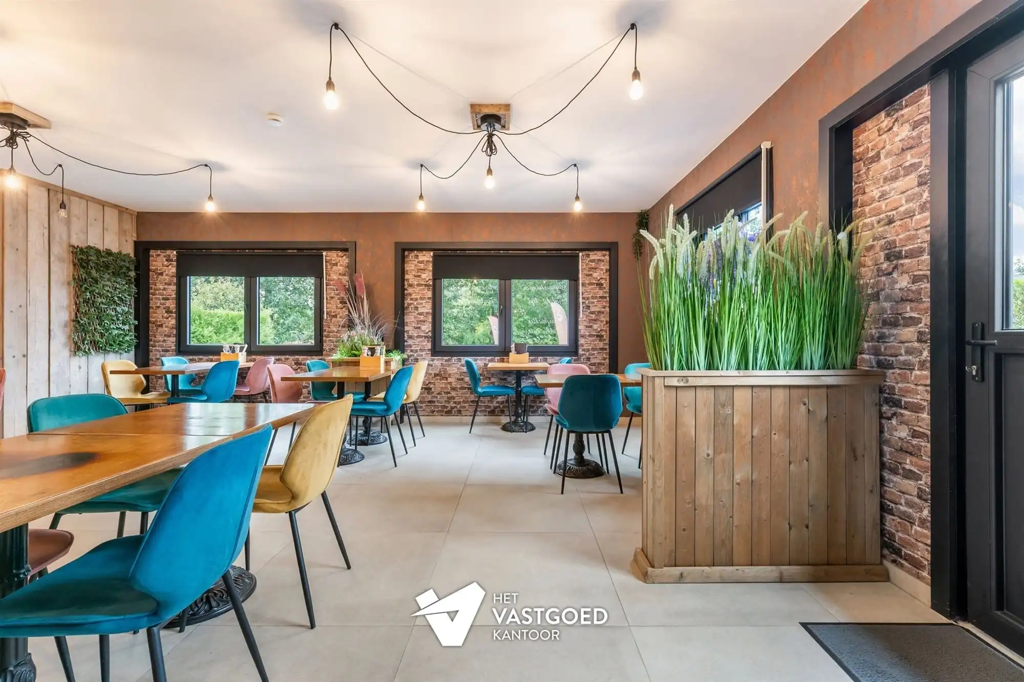 ZEER RUIME, ENERGIEZUINIGE WONING MET ENORM VEEL MOGELIJKHEDEN OP 5320M²! foto 31