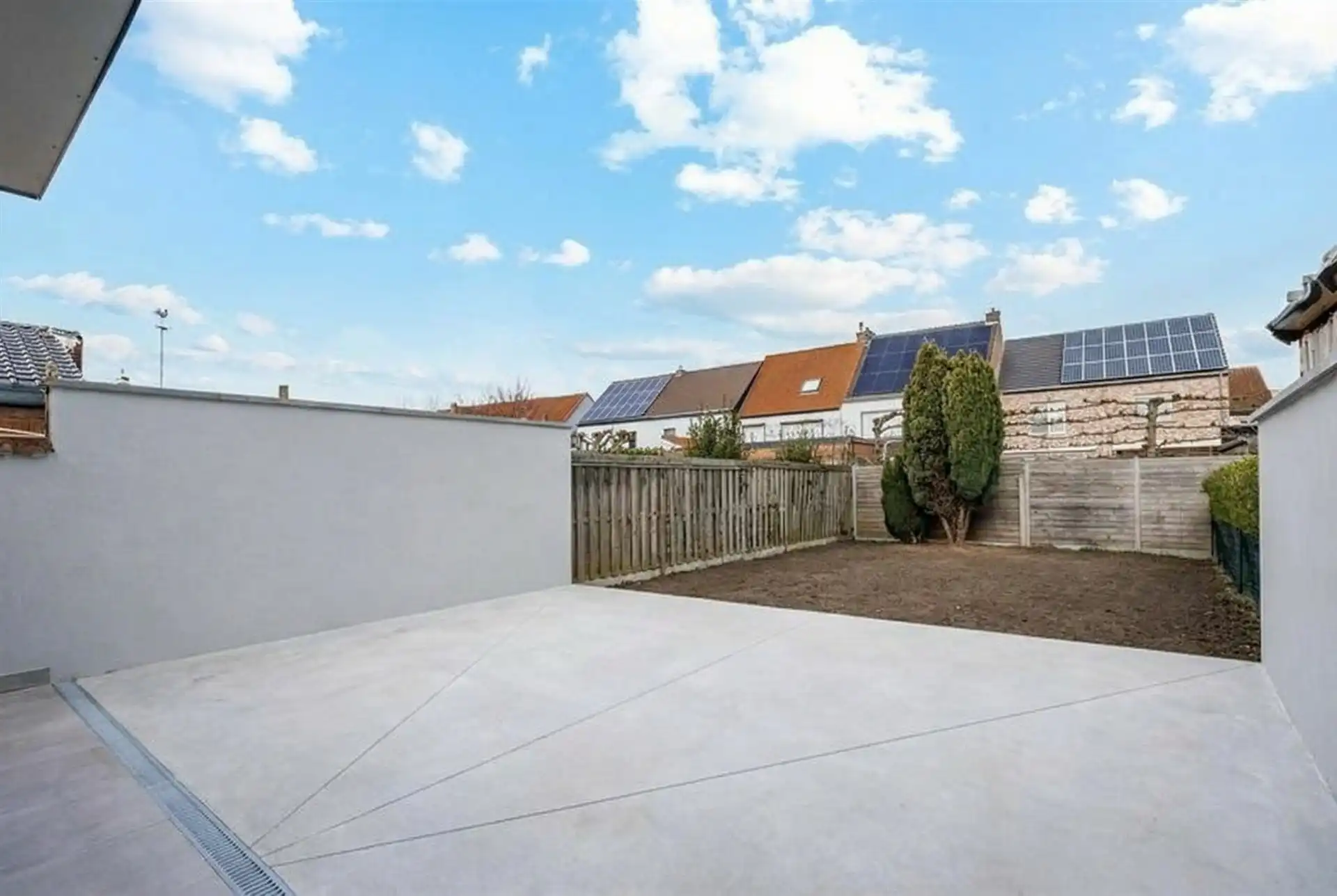 Gerenoveerde woning met 3 slaapkamers in De Klinge  foto 3